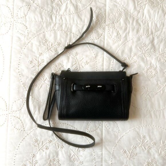 Coach Swagger Wristlet Black Crossbody Small Handbag Black Pepple Leather - Picture 2 of 10